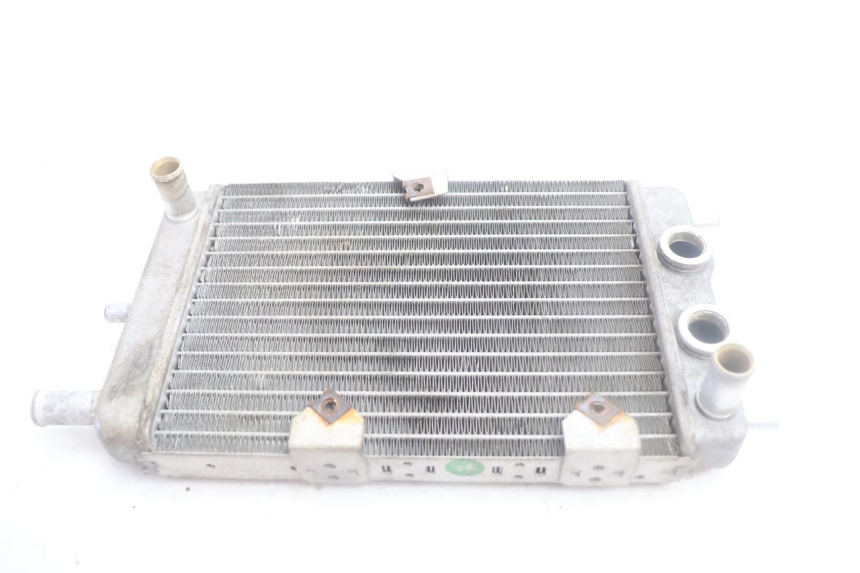 photo de COOLANT RADIATOR YAMAHA YP MAJESTY 125 (2007 - 2010) - Alternative perspective