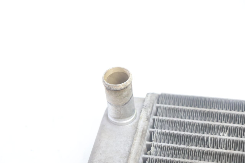 photo de COOLANT RADIATOR YAMAHA YP MAJESTY 125 (2007 - 2010) - Technical close-up