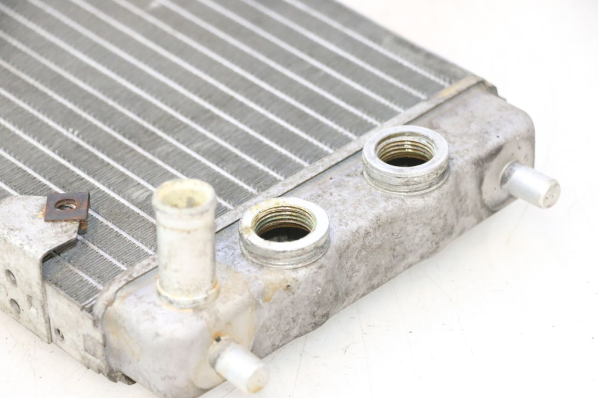 photo de COOLANT RADIATOR YAMAHA YP MAJESTY 125 (2007 - 2010) - Technical close-up