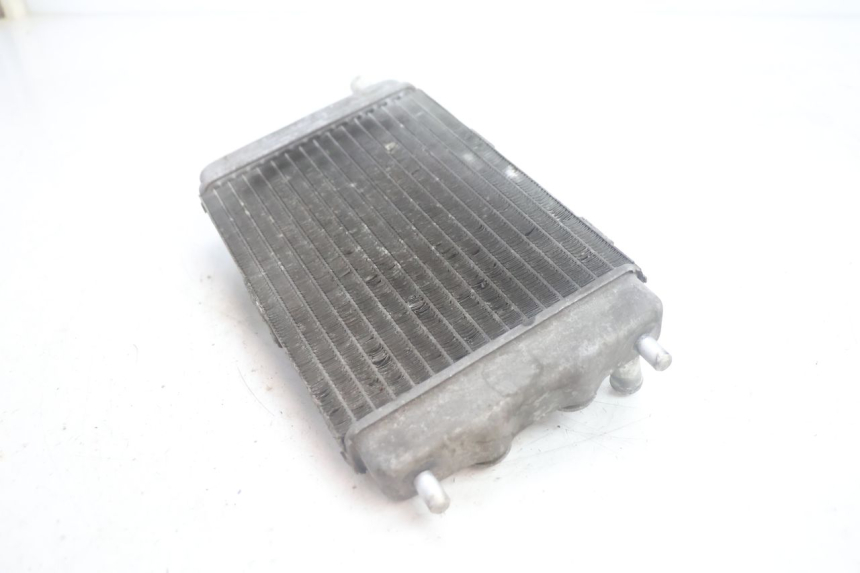 photo de RADIATOR YAMAHA YP MAJESTY 125 (2002 - 2006) - Additional view of the item