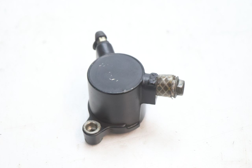 photo de CLUTCH SLAVE CYLINDER SUZUKI GSF N BANDIT 1200 (2001 - 2005) - Alternative perspective