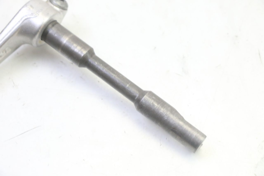 photo de CLUTCH SLAVE CYLINDER DERBI SENDA SM DRD 50 (2008 - 2013) - Zoom on usage condition