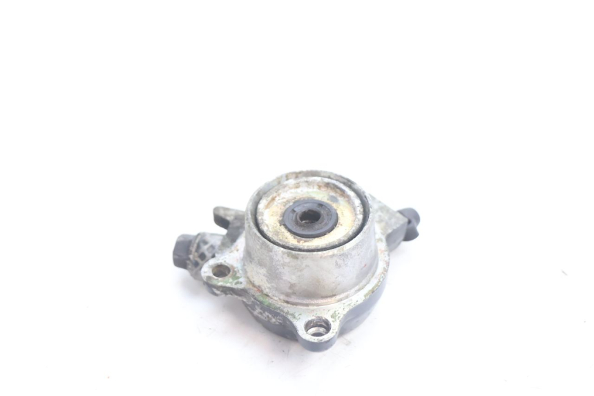 photo de CLUTCH SLAVE CYLINDER HONDA ST PAN EUROPEAN 1100 (1990 - 2002) - Alternative perspective