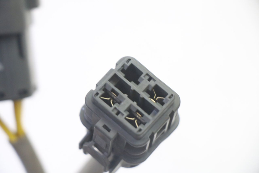 photo de REGULATOR CHARGE QUADRO 4 4D 350 (2015 - 2018) - Product overview