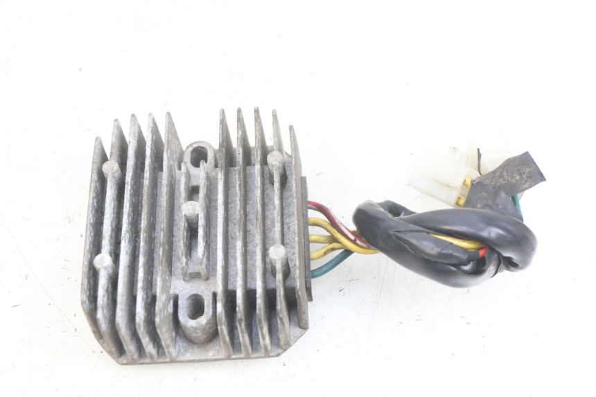 photo de CHARGING REGULATOR KYMCO AGILITY 16+ 4T 50 (2018 - 2023) - Main view