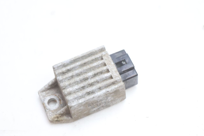 photo de REGULATOR KYMCO AGILITY 4T 10" 50 (2005 - 2018) - Component detail