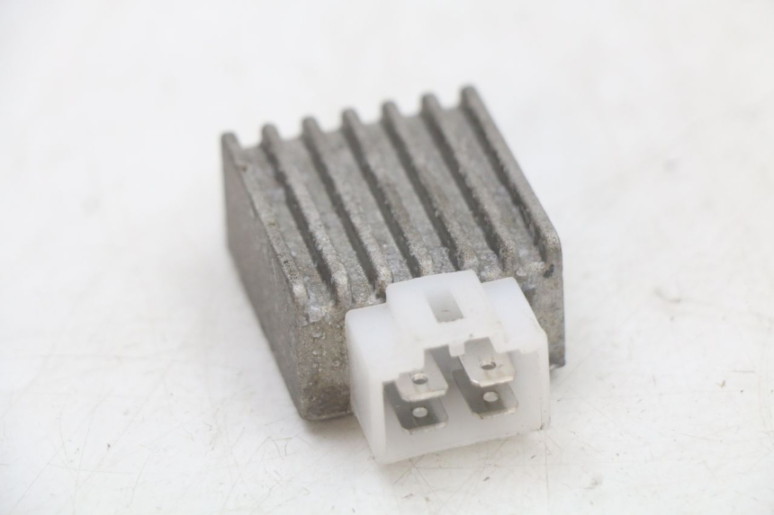 photo de CHARGING REGULATOR KYMCO AGILITY 4T 50 (2005 - 2018) - Component detail