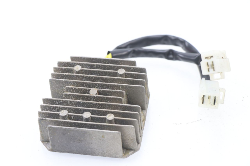 photo de REGULATOR KYMCO AGILITY CITY 16P 125 (2015 - 2021) - Technical close-up