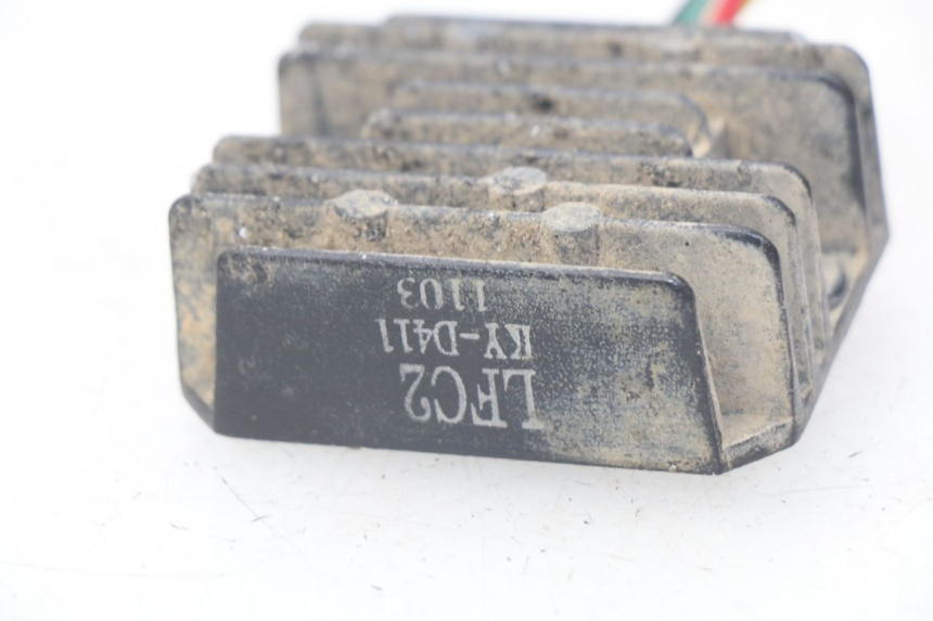 photo de CHARGING REGULATOR KYMCO AGILITY RS 2T 50 (2009 - 2013) - Alternative perspective