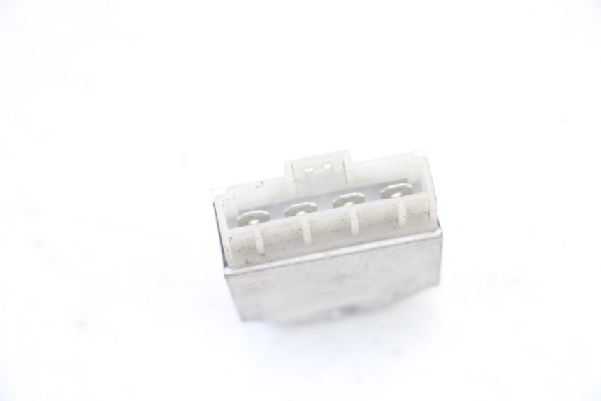 photo de CHARGING REGULATOR MBK BOOSTER NEXT GENERATION 50 (1995 - 1998) - Zoom on usage condition