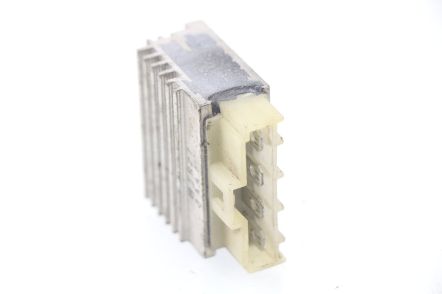 photo de REGULATOR MBK BOOSTER ROCKET 50 (1995 - 1998) - Component detail