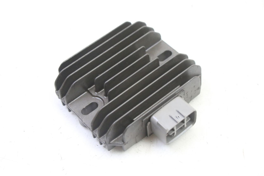 photo de CHARGING REGULATOR SUZUKI BURGMAN 125 (2007 - 2014) - Main view