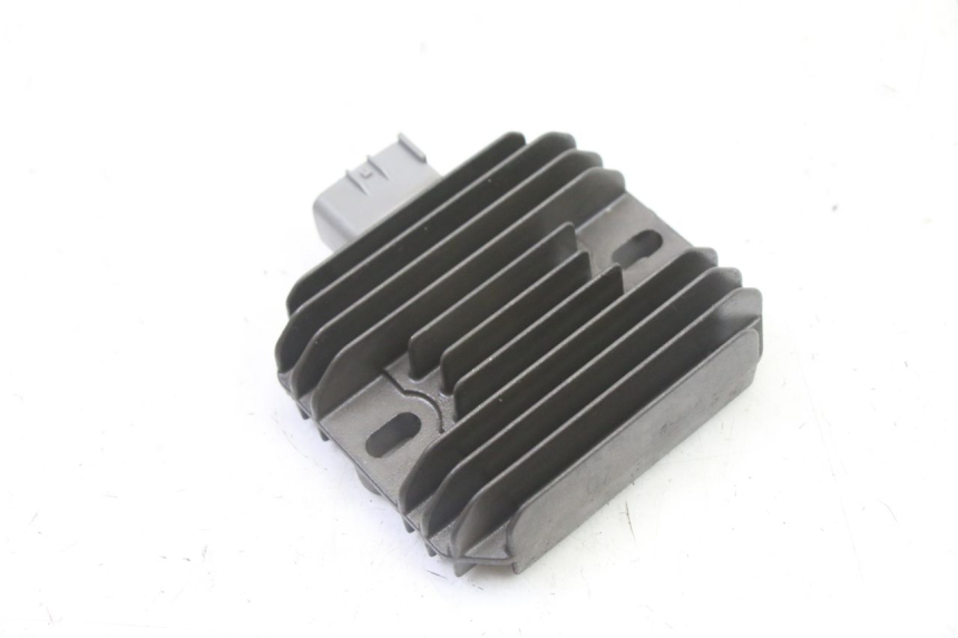 photo de CHARGING REGULATOR SUZUKI BURGMAN 125 (2007 - 2014) - Component detail