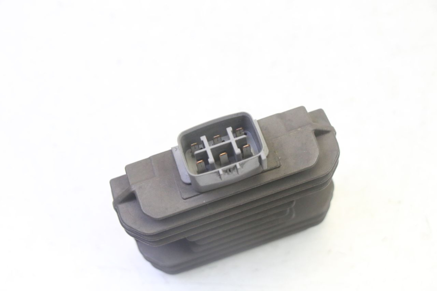 photo de CHARGING REGULATOR SUZUKI BURGMAN 125 (2007 - 2014) - Zoom on usage condition