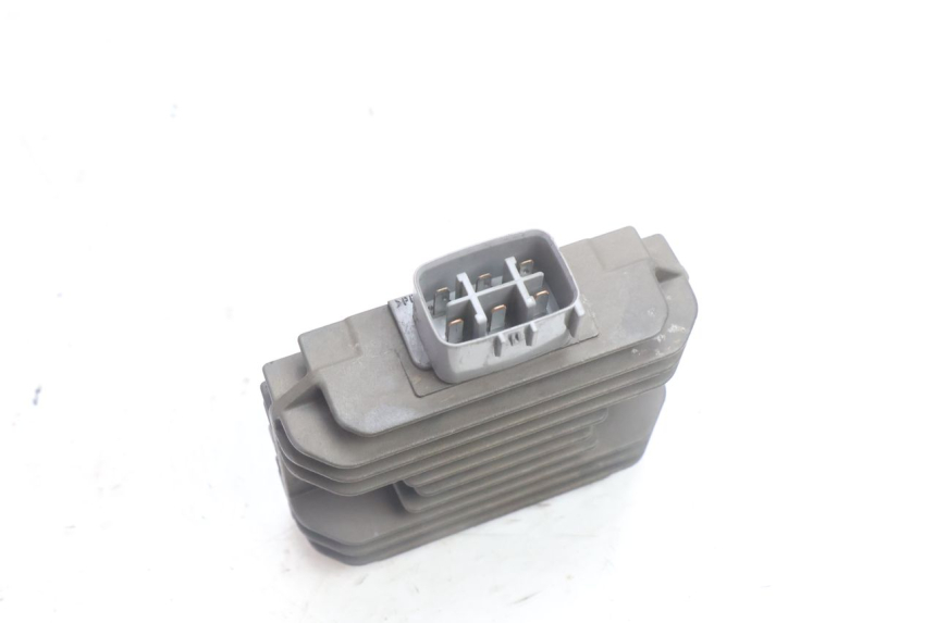 photo de CHARGING REGULATOR SUZUKI BURGMAN 125 (2007 - 2014) - Zoom on usage condition