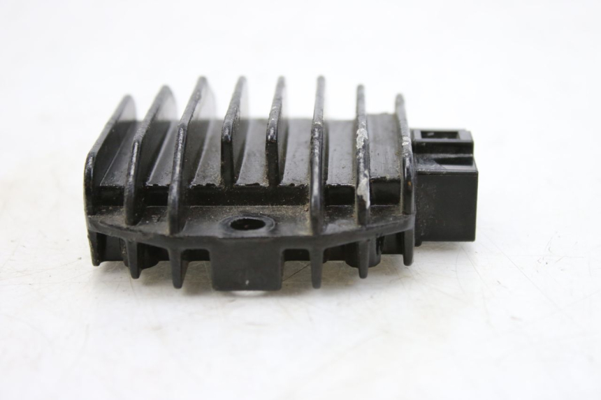 photo de CHARGING REGULATOR YAMAHA BW'S BWS 125 (2010 - 2013) - Component detail