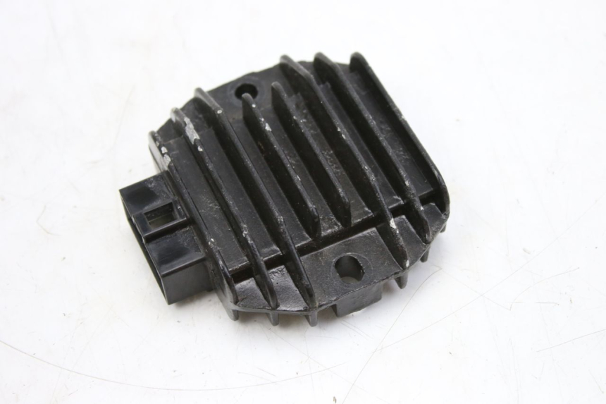 photo de CHARGING REGULATOR YAMAHA BW'S BWS 125 (2010 - 2013) - Product overview