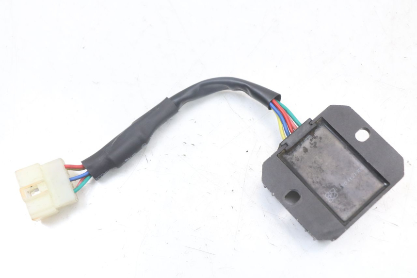 photo de REGULATOR ARCHIVE CAFE RACER 4T 50 (2019 - 2024) - Alternative perspective