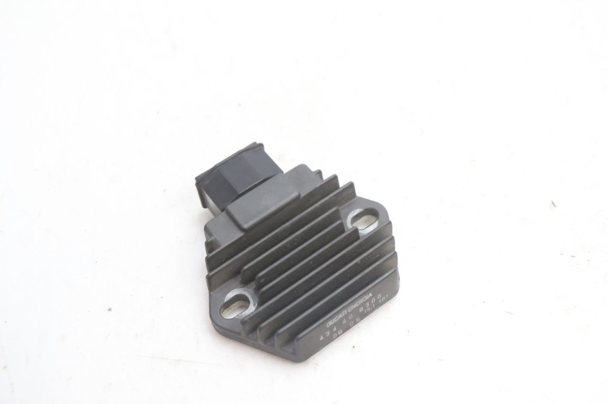 photo de REGULATOR HONDA CB F HORNET 600 (2005 - 2006) - Component detail
