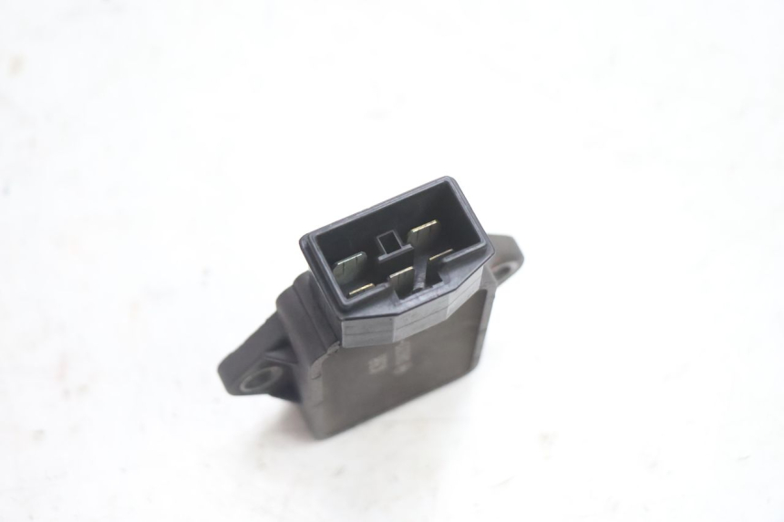 photo de REGULATOR HONDA CB TWO FIFTY 250 (1991 - 2002) - Product overview