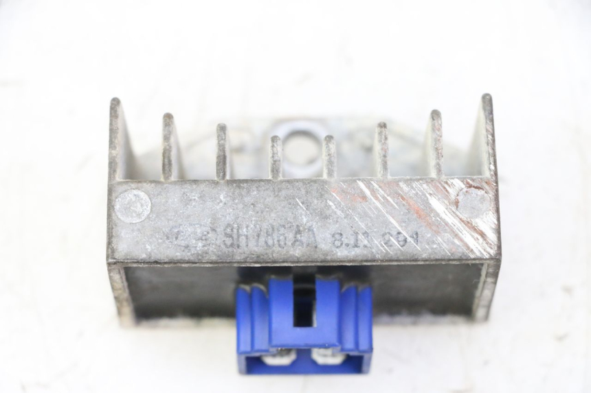 photo de REGULATOR HONDA CBF 125 (2009 - 2015) - Main view