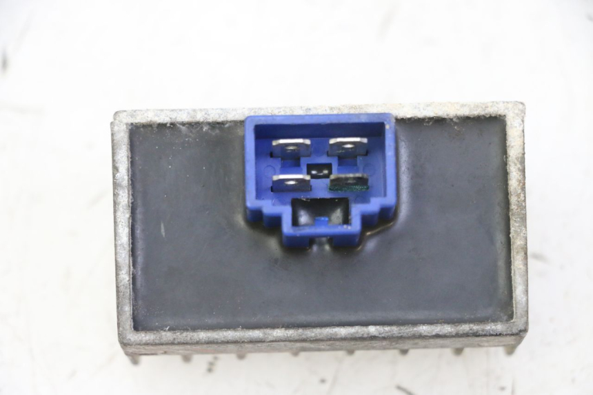 photo de REGULATOR HONDA CBF 125 (2009 - 2015) - Technical close-up