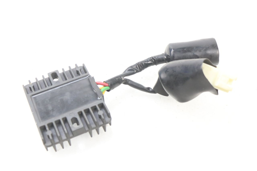 photo de REGULATOR HONDA CBR RR FIREBLADE 1000 (2006 - 2007) - Component detail