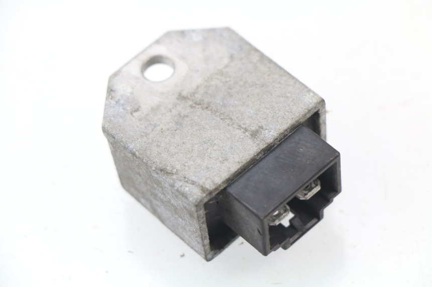 photo de REGULATOR HONDA CG 125 (1996 - 1998) - Zoom on usage condition