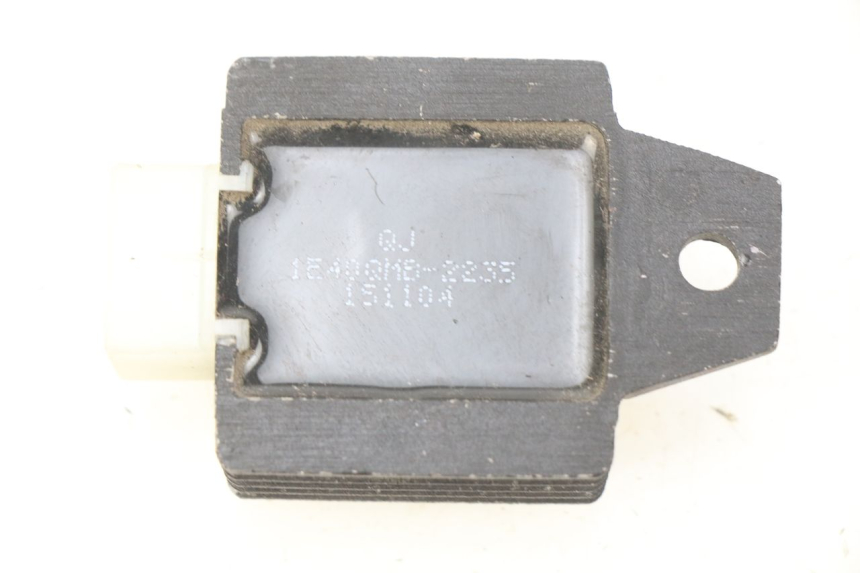 photo de CHARGING REGULATOR RIDE CLASSIC 2T 50 (2014 - 2022) - Zoom on usage condition