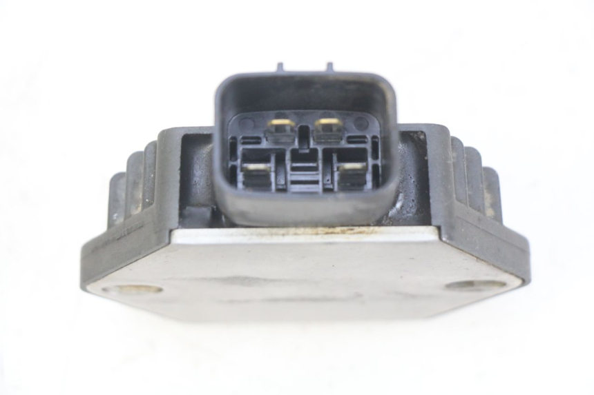 photo de CHARGING REGULATOR HONDA CRF CR-F 450 (2009 - 2012) - Zoom on usage condition