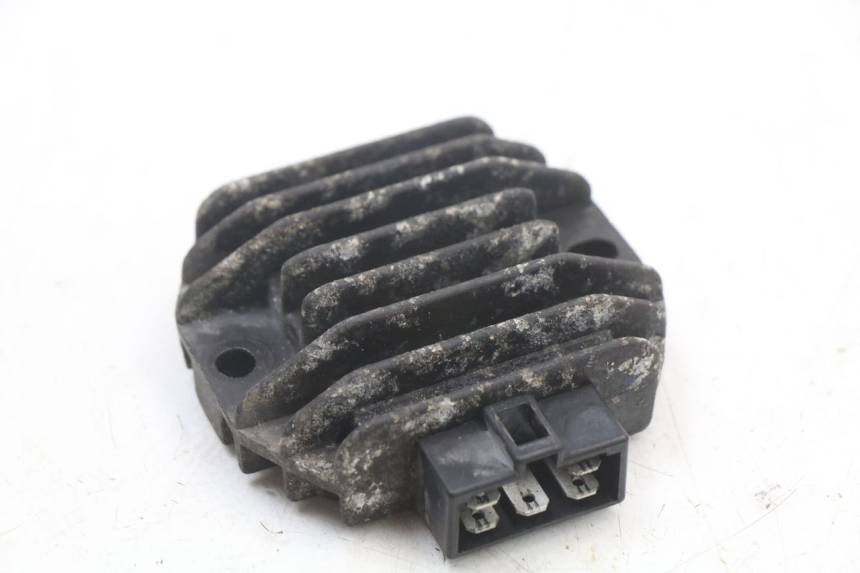 photo de CHARGING REGULATOR YAMAHA CYGNUS X 125 (2004 - 2007) - Main view