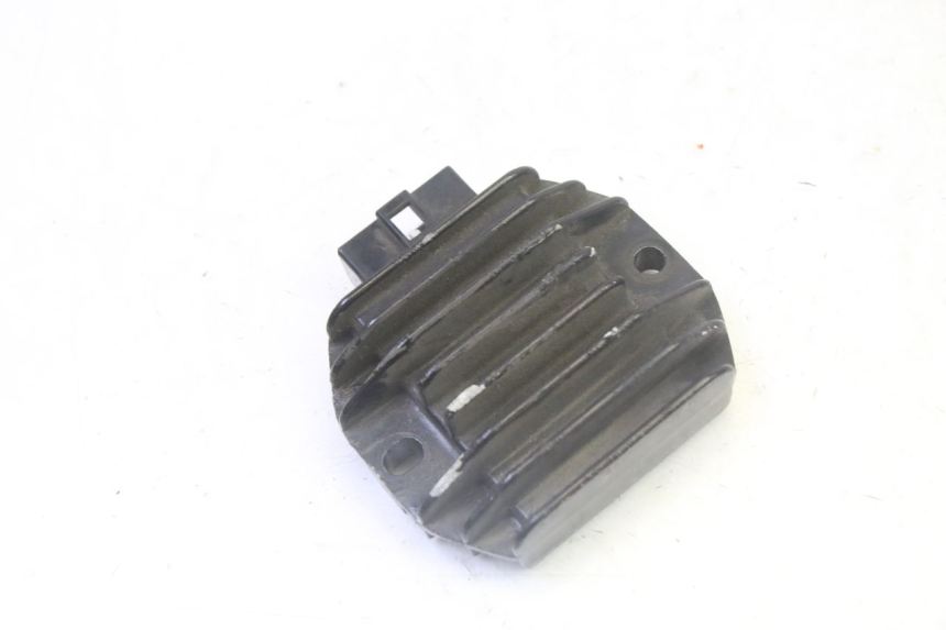 photo de CHARGING REGULATOR YAMAHA CYGNUS X INJECTION 125 (2007 - 2013) - Component detail