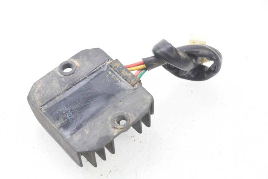 photo de REGULATOR LIFAN DIRT SKUD 200 - Component detail