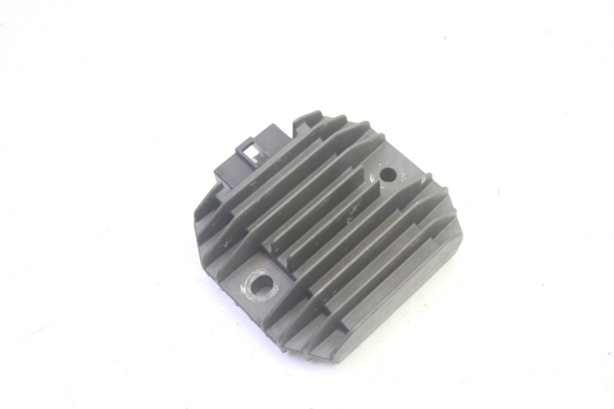 photo de REGULATOR PEUGEOT ELYSEO 125 (1999 - 2004) - Main view