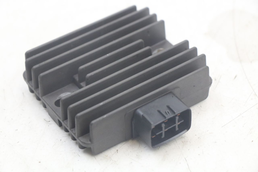 photo de REGULATOR KAWASAKI ER-6 ER6 N 650 (2012 - 2016) - Main view