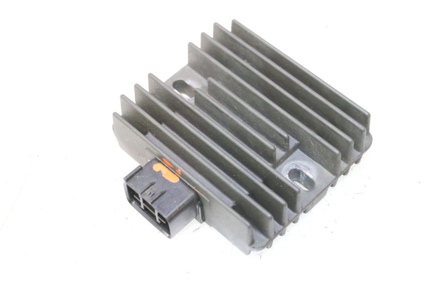 photo de REGULATOR KAWASAKI ER-6 ER6 N 650 (2005 - 2009) - Main view
