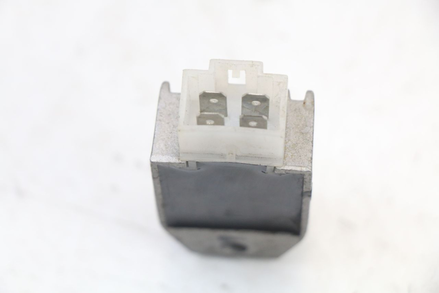 photo de REGULATOR EUROCKA RETRO 50 (2007 - 2014) - Zoom on usage condition