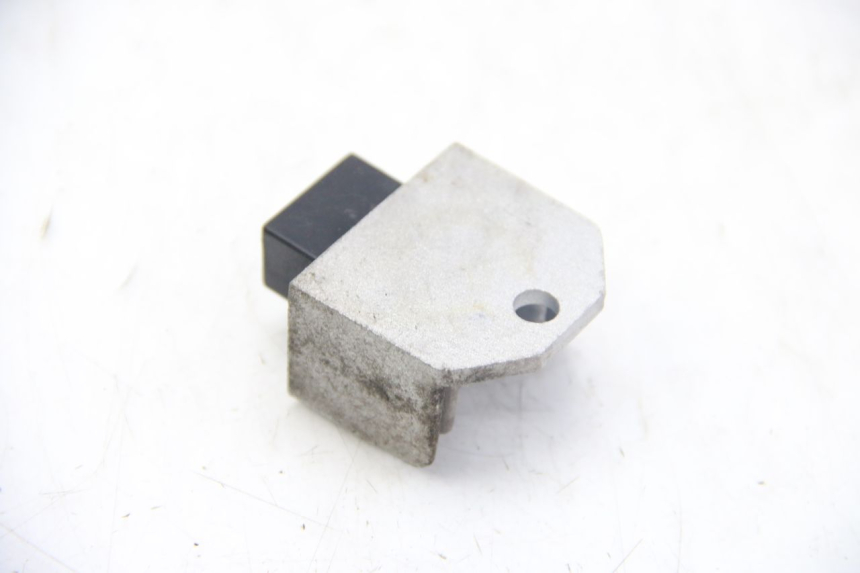 photo de CHARGING REGULATOR SYM FIDDLE 2 50 (2008 - 2013) - Zoom on usage condition