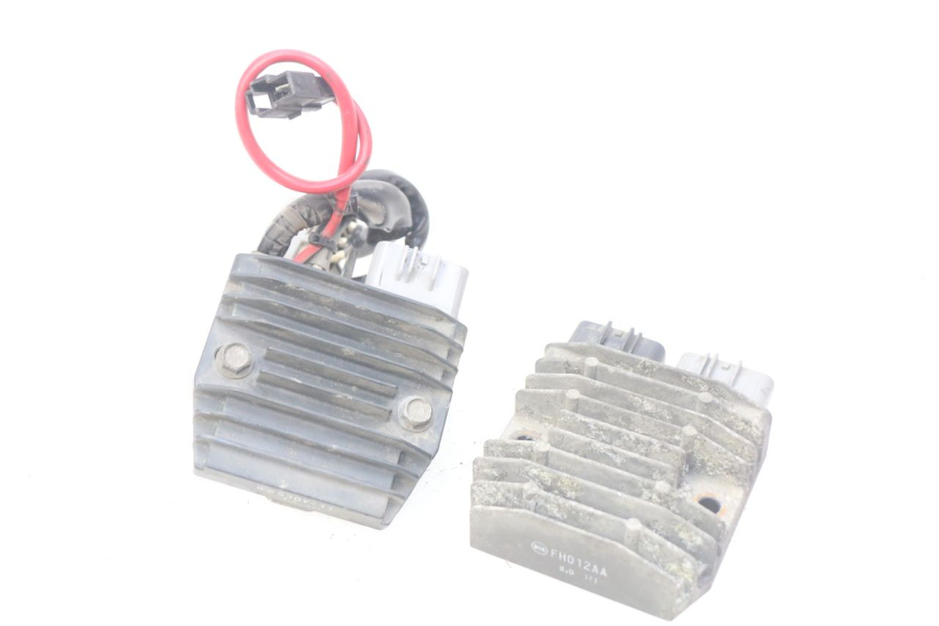 photo de CHARGING REGULATOR YAMAHA FJR ABS 1300 (2006 - 2012) - Main view