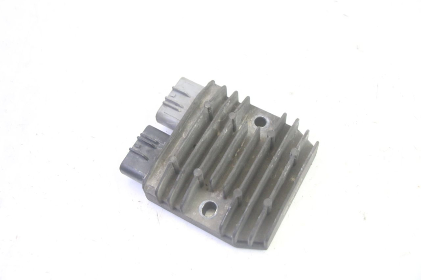 photo de CHARGING REGULATOR YAMAHA FJR ABS 1300 (2006 - 2012) - Surface and material condition