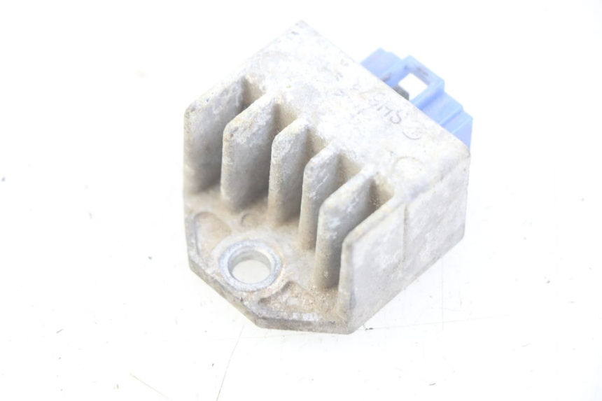 photo de CHARGING REGULATOR MBK FLIPPER 50 (2004 - 2012) - Zoom on usage condition