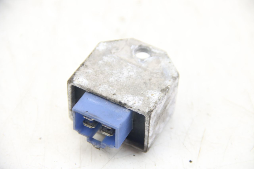 photo de CHARGING REGULATOR MBK FLIPPER 50 (2004 - 2012) - Zoom on usage condition