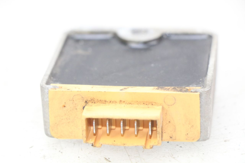 photo de CHARGING REGULATOR PIAGGIO FLY 100 (2006 - 2010) - Component detail