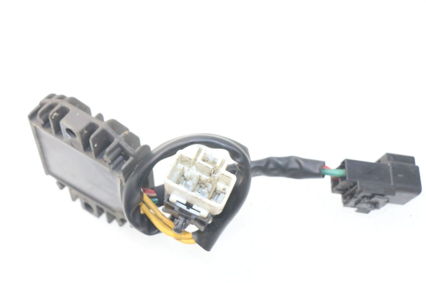 photo de REGULATOR PIAGGIO FLY IE 125 (2012 - 2017) - Product overview