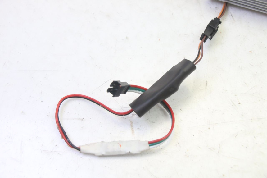 photo de REGULATOR HITWAY H5 1 - Fixing points details