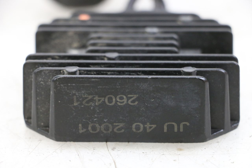 photo de REGULATOR HUSQVARNA SVARTPILEN 401 (2018 - 2023) - Component detail