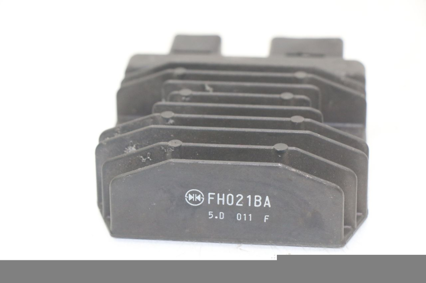 photo de CHARGING REGULATOR HONDA INTEGRA NC D 750 (2016 - 2018) - Alternative perspective