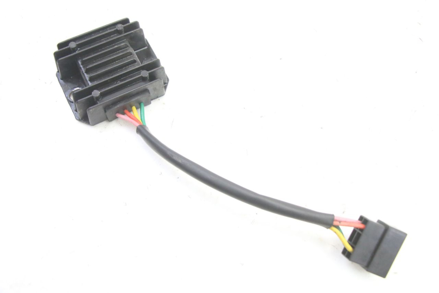 photo de CHARGING REGULATOR SYM JET 14 4T 50 (2018 - 2022) - Zoom on usage condition