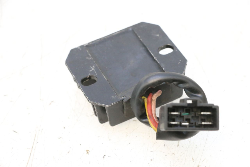 photo de CHARGING REGULATOR SYM JET 14 4T 50 (2018 - 2022) - Zoom on usage condition