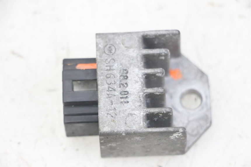 photo de REGULATOR PEUGEOT JET FORCE CARBU 50 (2003 - 2016) - Main view